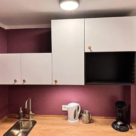 아파트 Gemuetlich Mitten In *